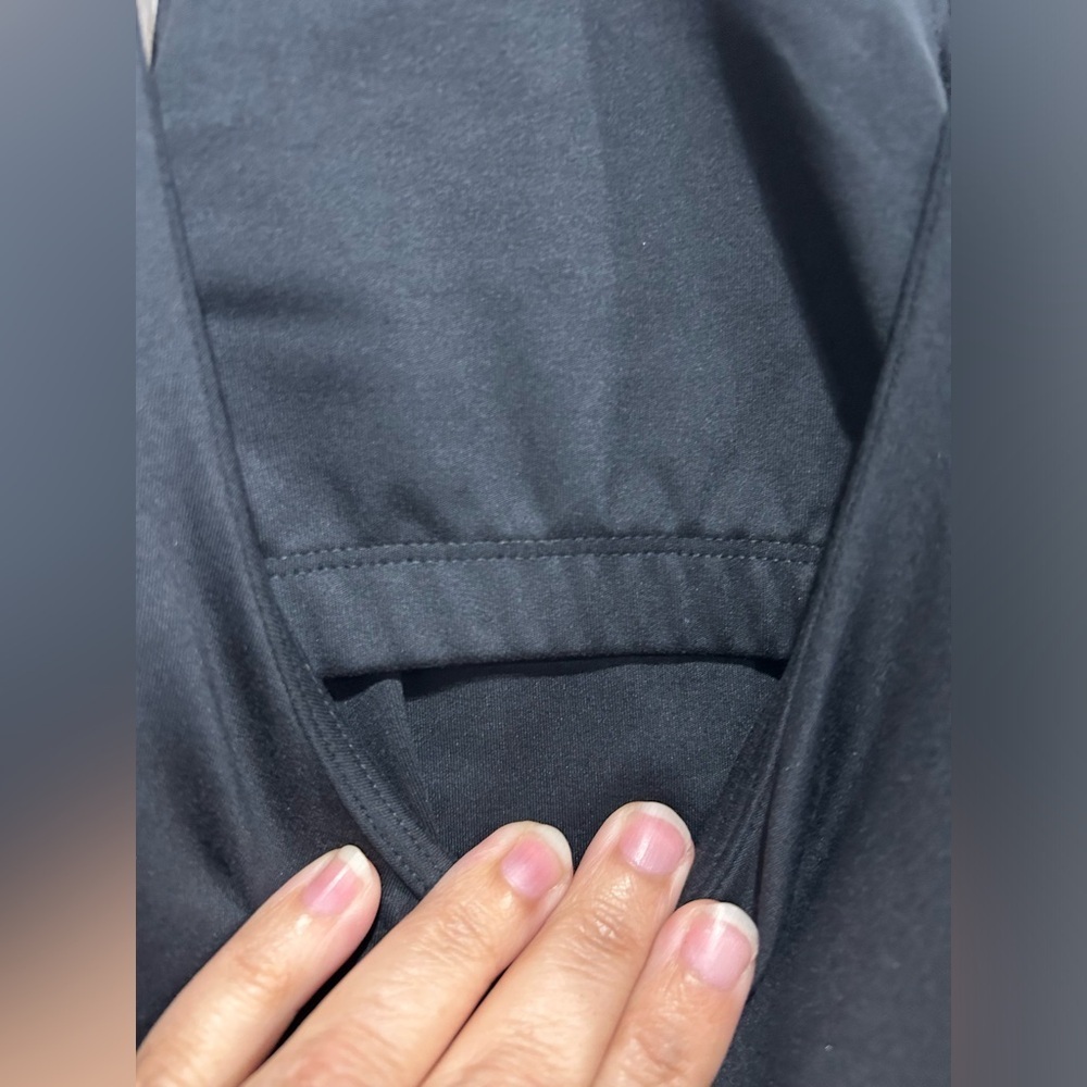 Beyond Yoga Women's Medium POWERBEYOND™ Strength Tank Black NWT Racerback - Picture 6 of 10